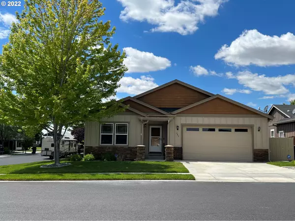 383 NW CRESTVIEW CT,  Hermiston,  OR 97838