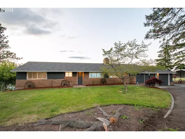 The Dalles, OR 97058,105 W SCENIC DR