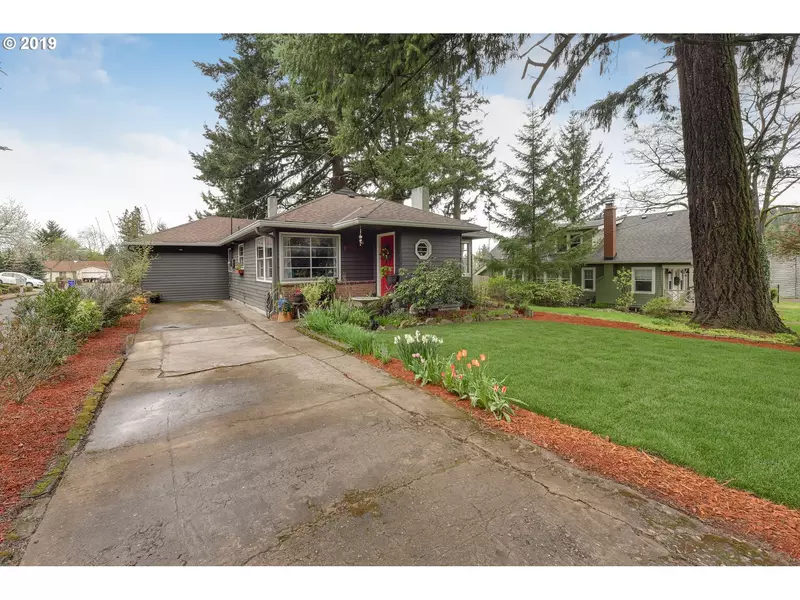 2035 SW 79TH AVE, Portland, OR 97225