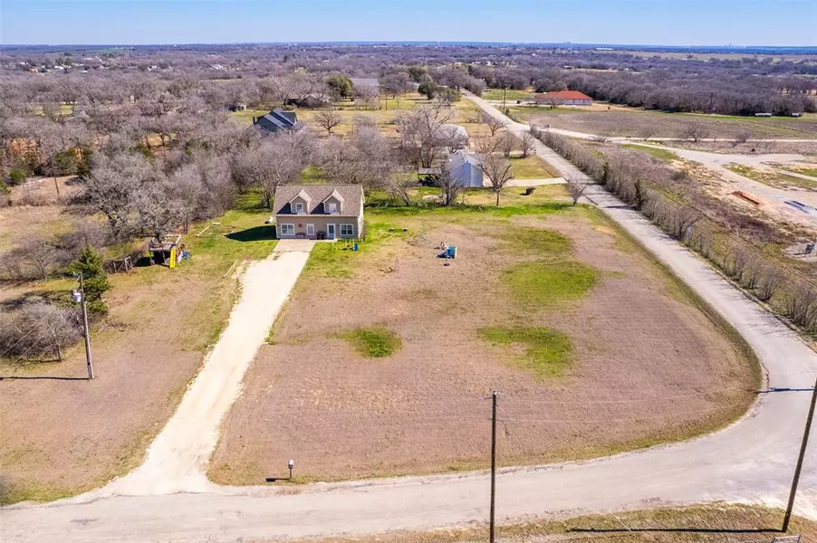 7801 County Road 517, Alvarado, TX 76009