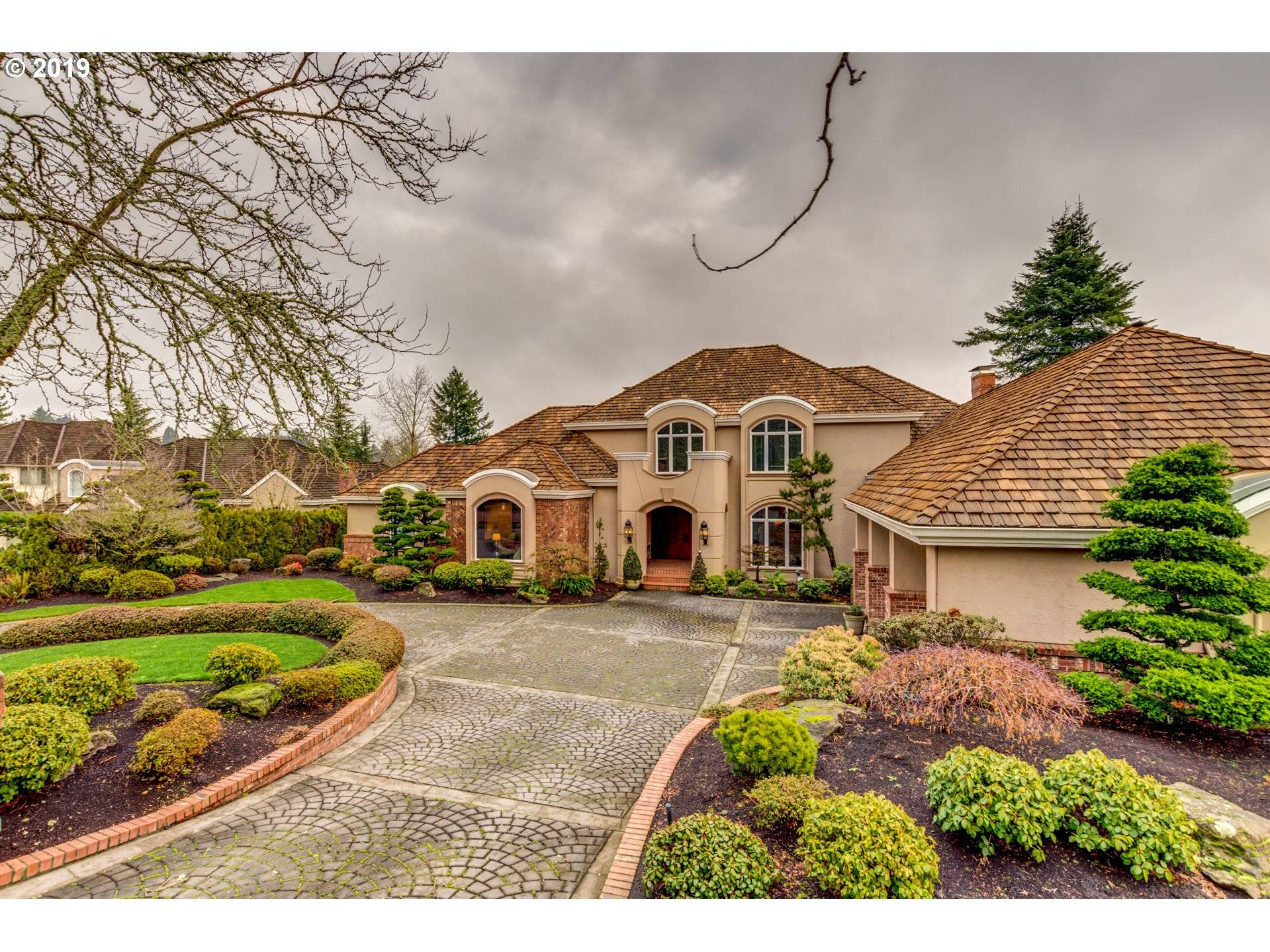 2020 RIVERKNOLL CT, West Linn, OR 97068