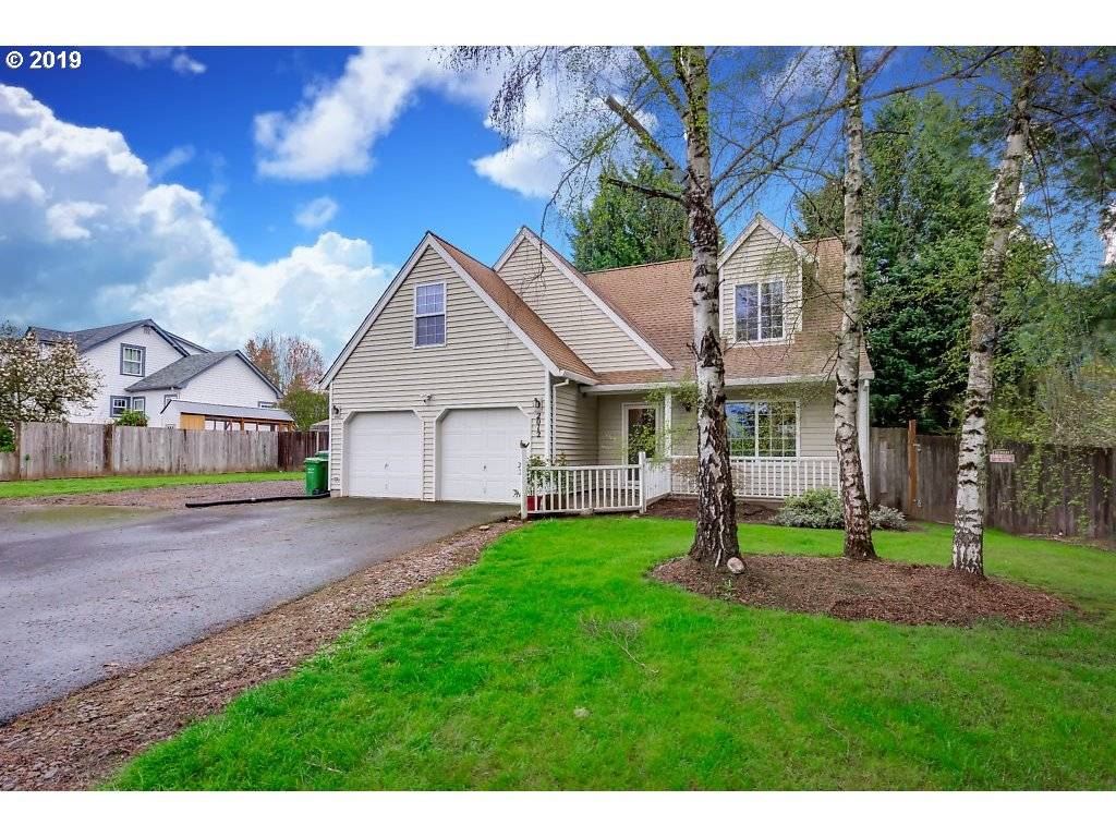 2012 VILLA RD, Newberg, OR 97132