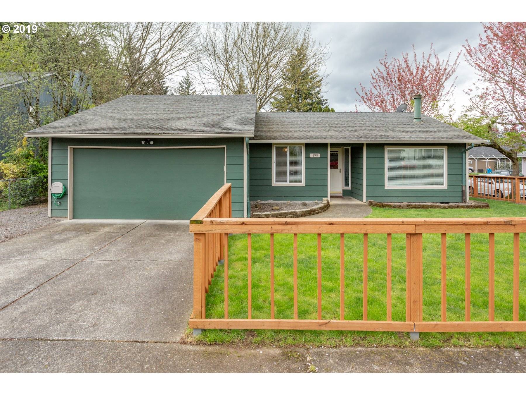 16914 SE PINE ST, Portland, OR 97233