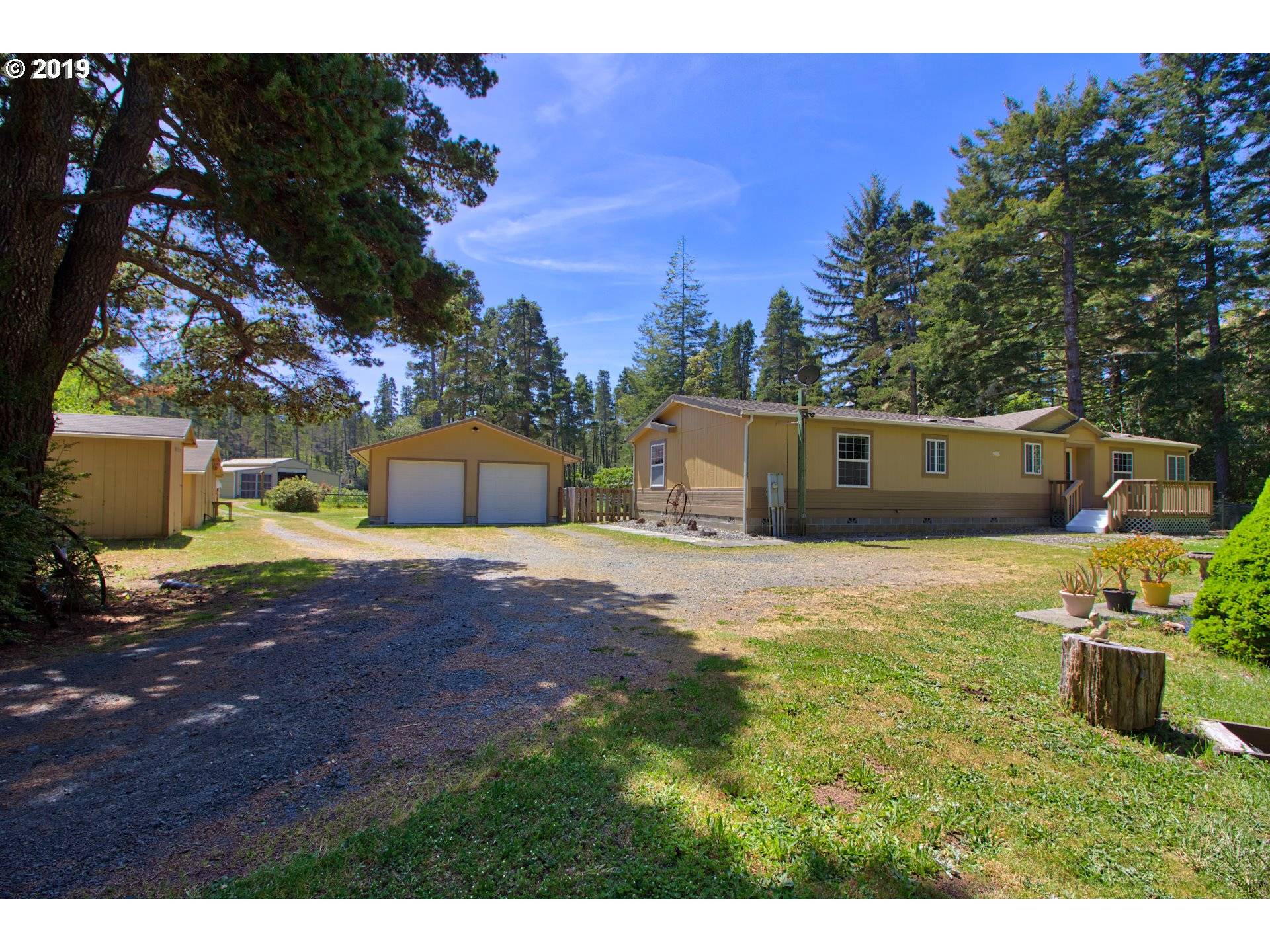 58612 SEVEN DEVILS RD, Bandon, OR 97411