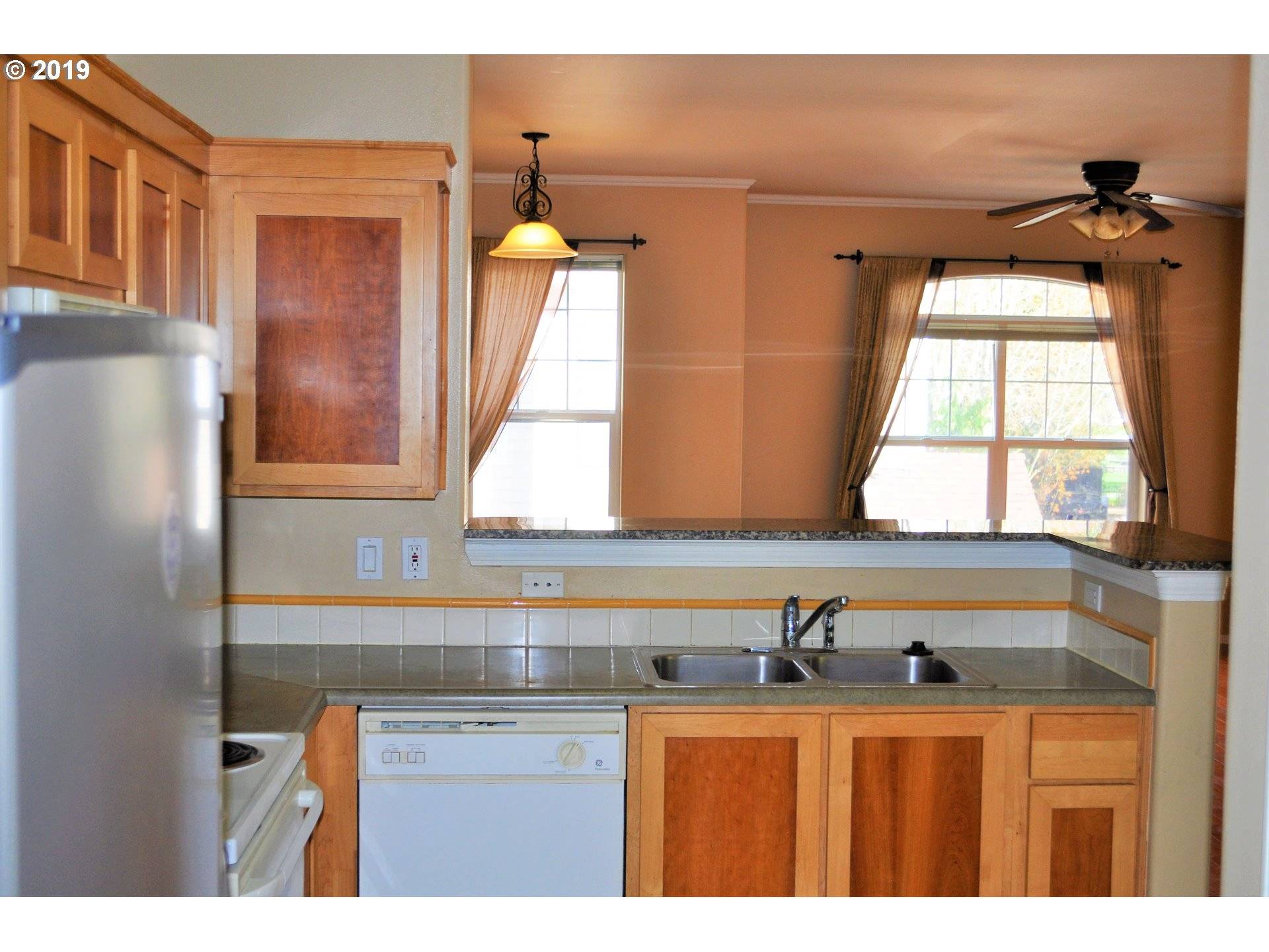 Hillsboro, OR 97124,1280 NE HORIZON LOOP #405