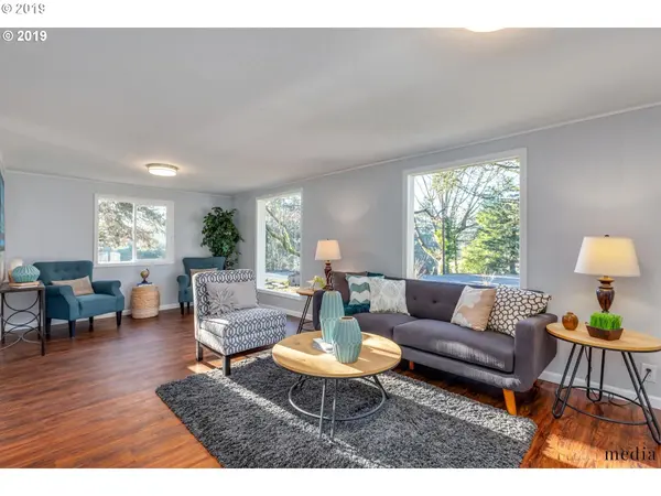 Portland, OR 97035,5563 SE HARNEY DR