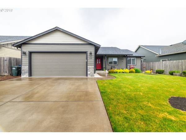 1029 SWALE RIDGE LOOP, Creswell, OR 97426