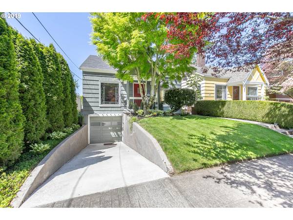 545 SE 62ND AVE, Portland, OR 97215