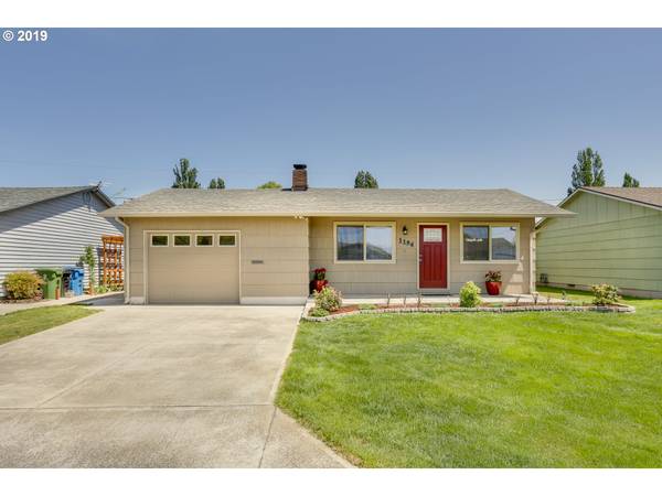 1194 STANFIELD RD, Woodburn, OR 97071