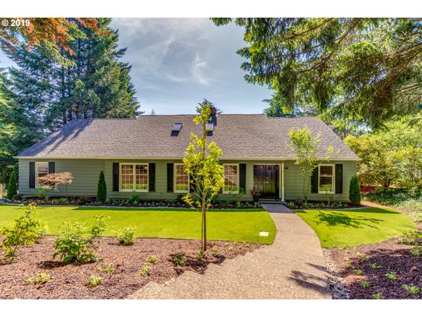 17797 OVERLOOK CIR, Lake Oswego, OR 97034