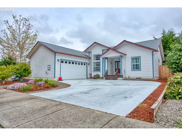 997 SEAGATE, Coos Bay, OR 97420