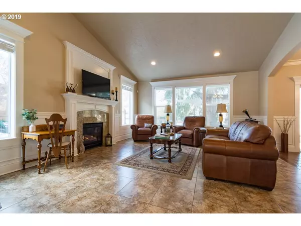 Eugene, OR 97405,3411 TIMBERBROOK WAY