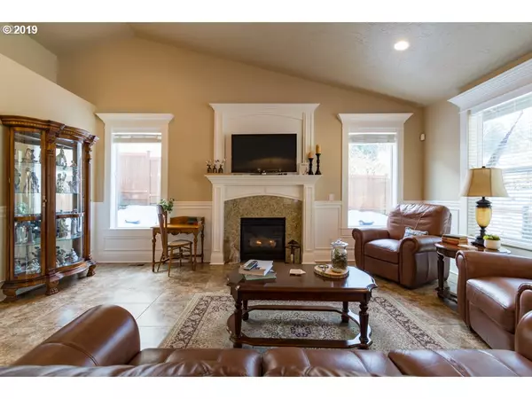 Eugene, OR 97405,3411 TIMBERBROOK WAY