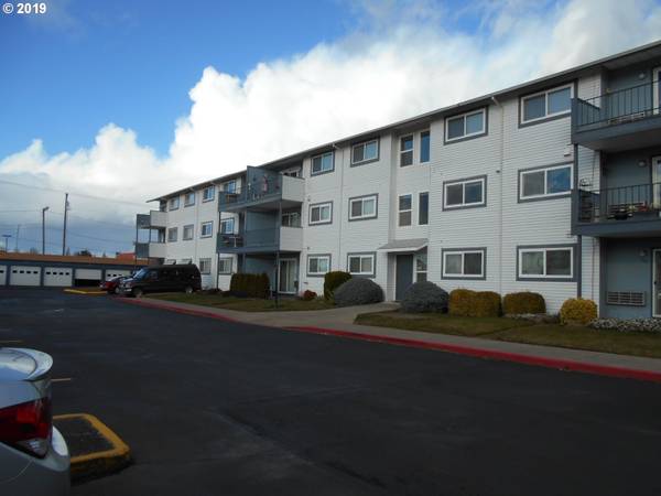 950 EVERGREEN RD #309, Woodburn, OR 97071