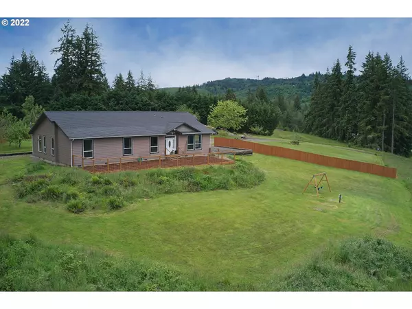 495 FISHPOND RD, Kelso, WA 98626