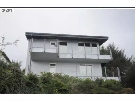 536 PACIFIC VIEW DR, Rockaway Beach, OR 97136