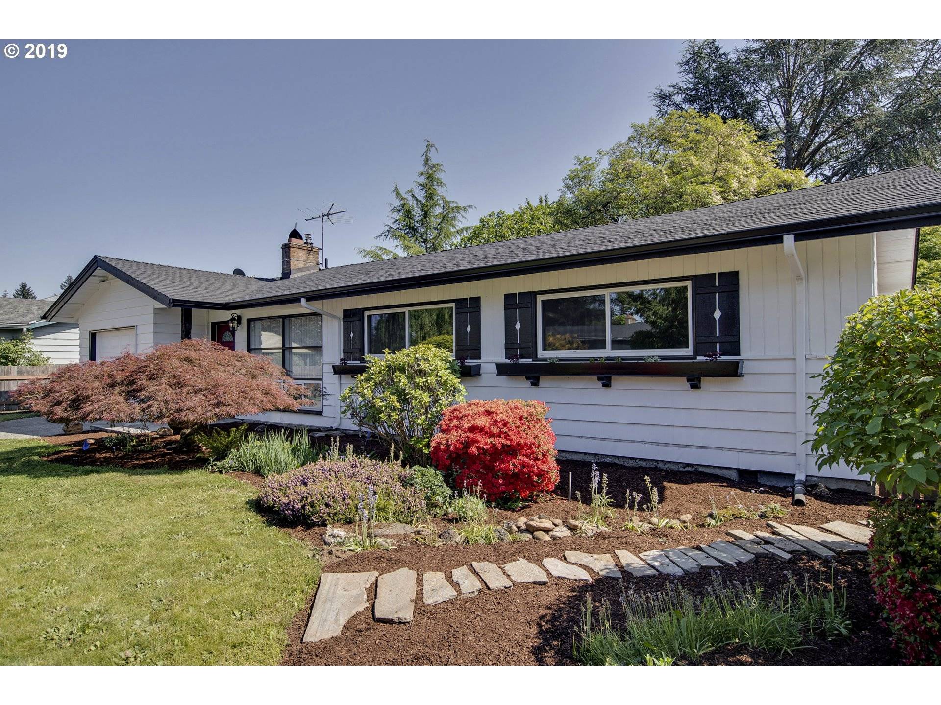 Portland, OR 97233,16624 SE Mill ST