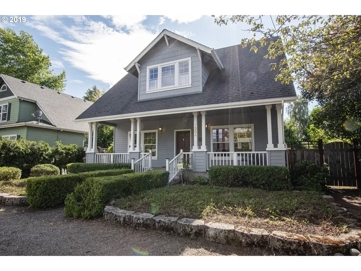 Eugene, OR 97404,1354 N PARK AVE