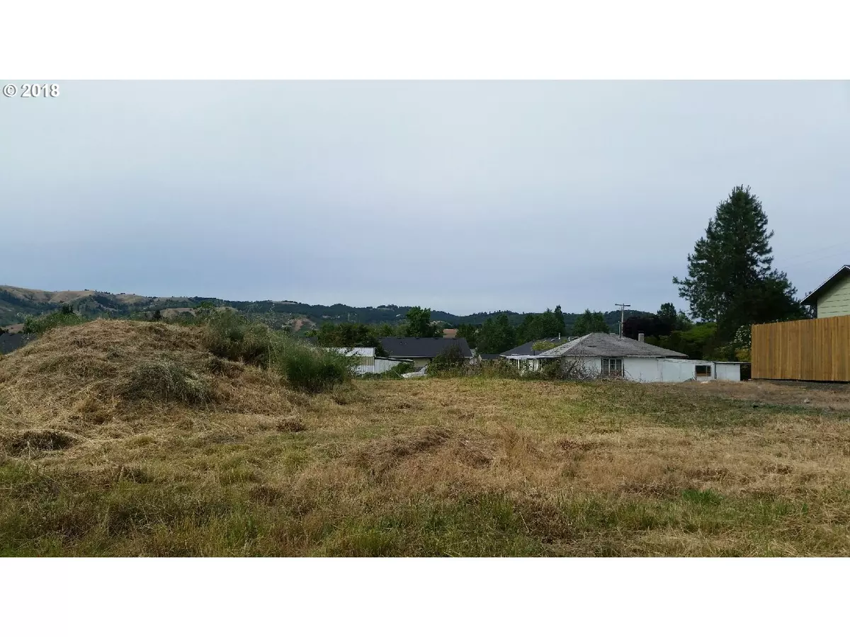 Roseburg, OR 97471,125 JENSEN CT