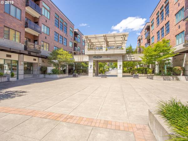 400 W 8TH ST #405, Vancouver, WA 98660