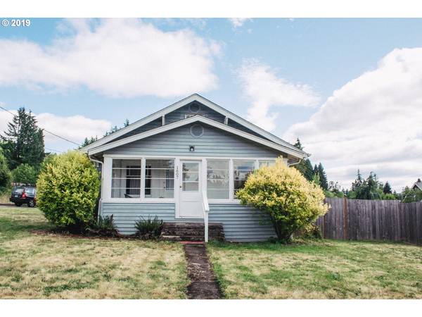 1607 E MADISON AVE, Cottage Grove, OR 97424