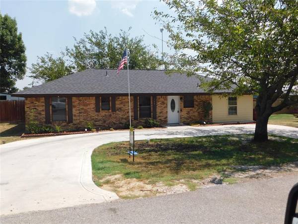 308 N Pecan Street, Leonard, TX 75452