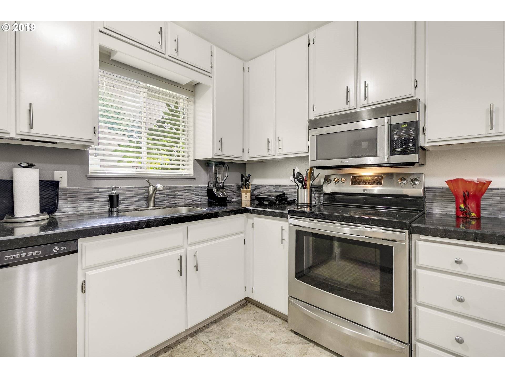 Beaverton, OR 97006,1732 NW Rolling Hill DR