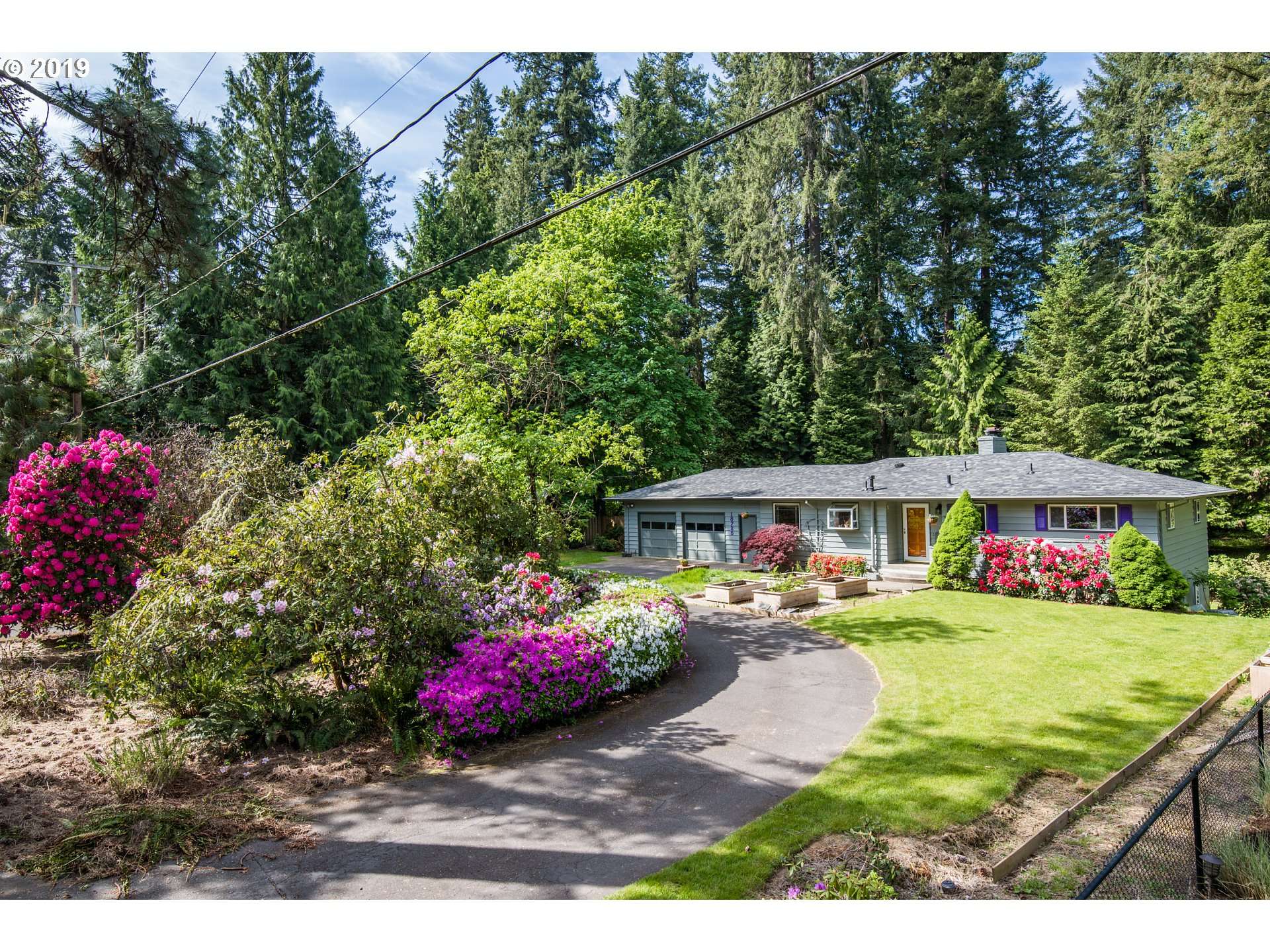 18725 OLD RIVER DR, West Linn, OR 97068