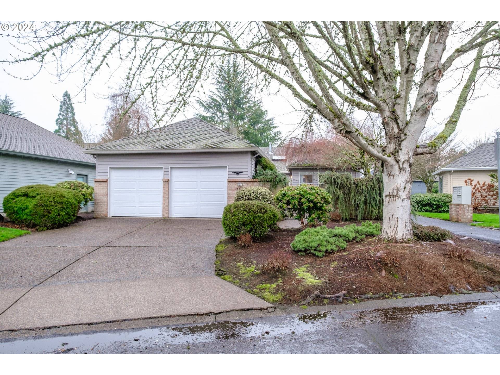 Wilsonville, OR 97070,32420 SW LAKE DR