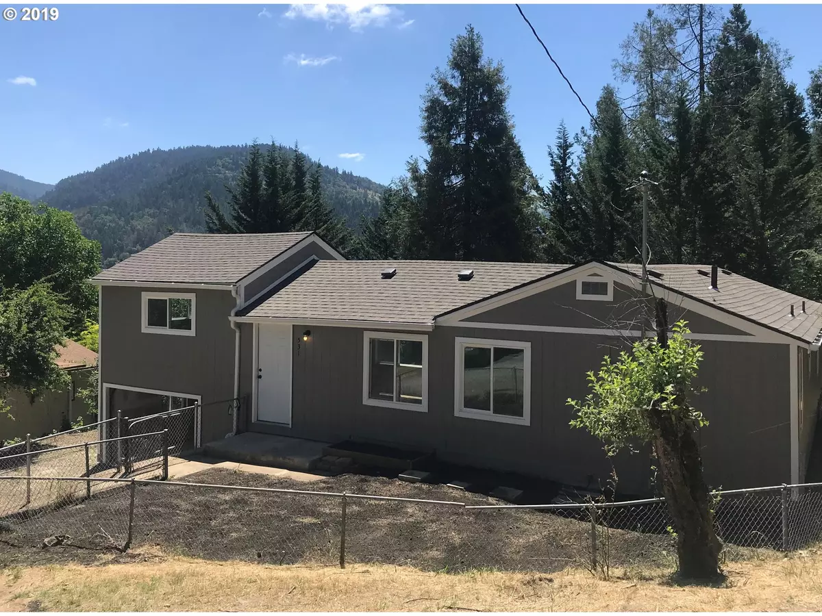 Canyonville, OR 97417,531 ANNIS ST