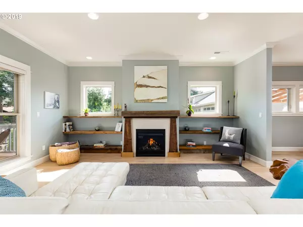 Portland, OR 97239,3098 SW NEBRASKA ST