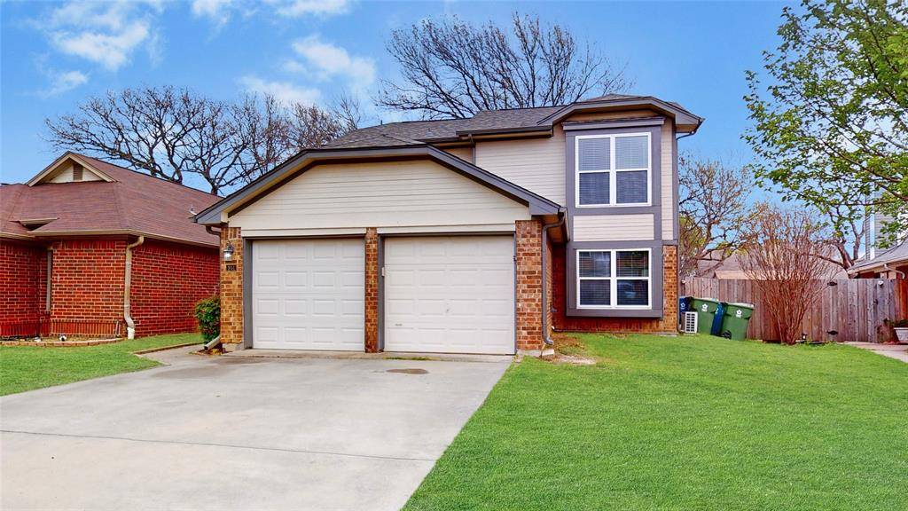 951 Boxwood Drive, Lewisville, TX 75067