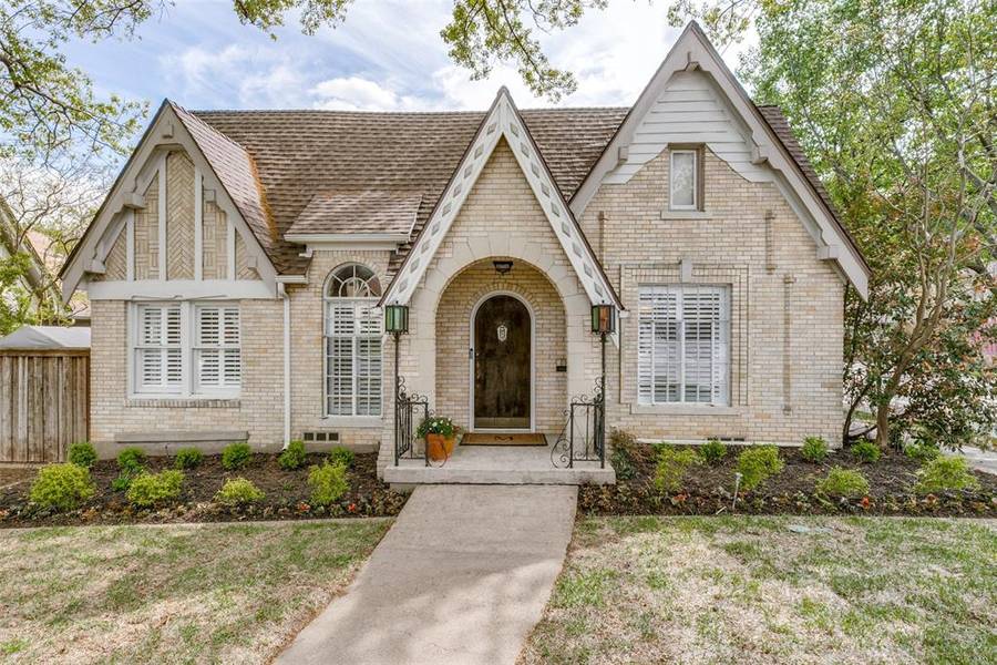 5502 McCommas Boulevard, Dallas, TX 75206