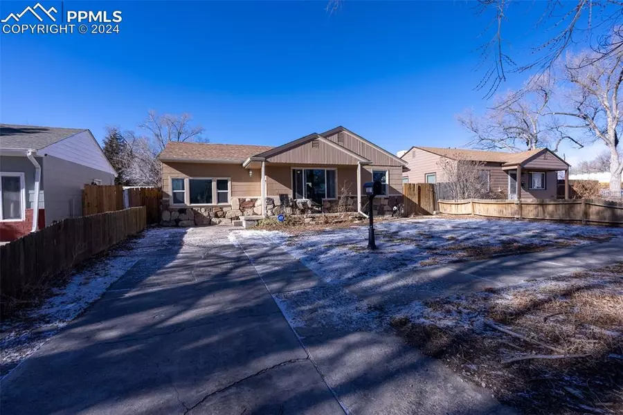 3023 2nd AVE, Pueblo, CO 81008