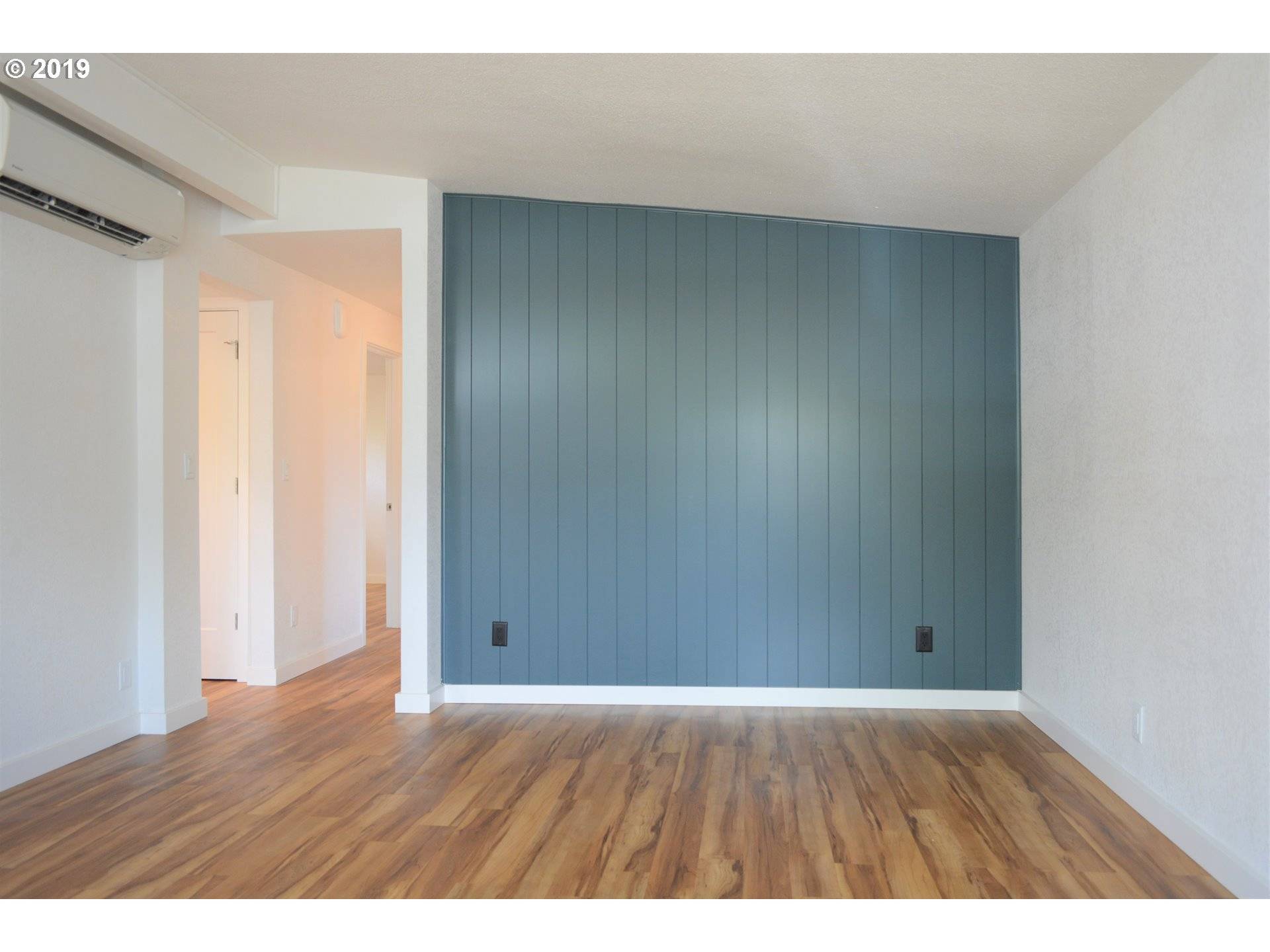 Eugene, OR 97405,830 E 36TH PL