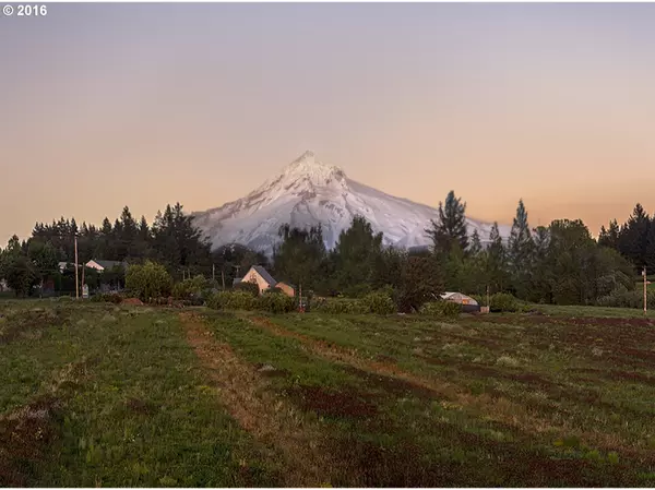 Ruth LN, Gresham, OR 97080