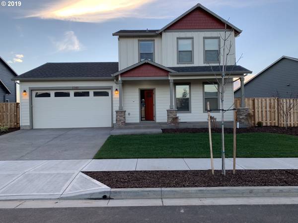 1245 Daylily ST, Woodburn, OR 97071