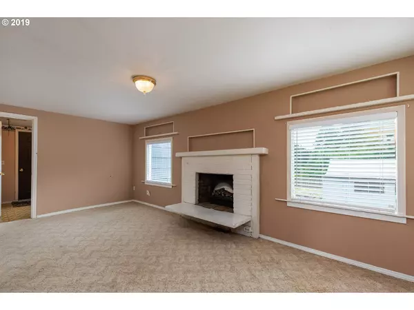 Oregon City, OR 97045,15084 S HENRICI RD