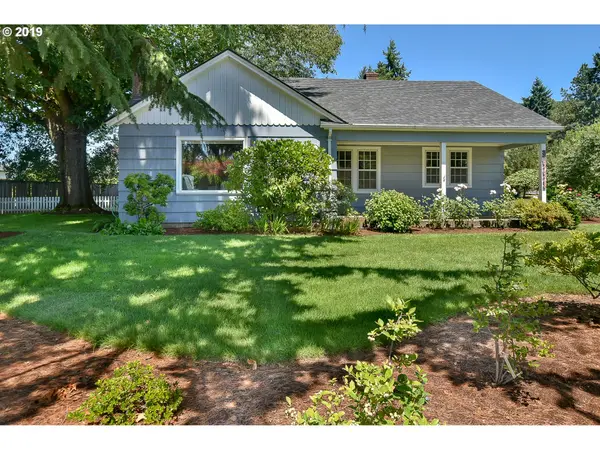 3991 ROYAL AVE, Eugene, OR 97402