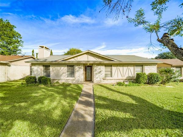 2009 Matterhorn Drive, Garland, TX 75044