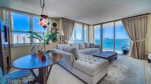 1155 Brickell Bay Dr  #2410, Miami, FL 33131