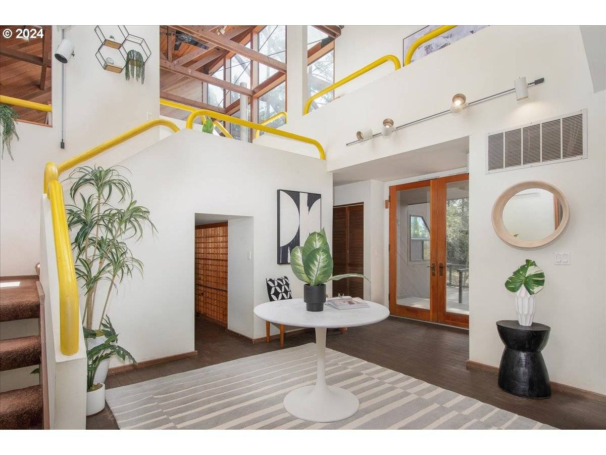 Portland, OR 97221,3325 SW 44th AVE