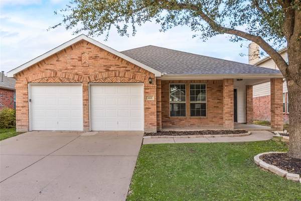 422 Sugarberry Lane, Fate, TX 75087