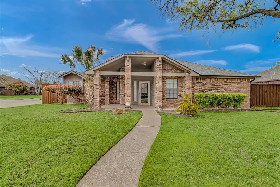 3613 Flagstone Avenue, Rowlett, TX 75088