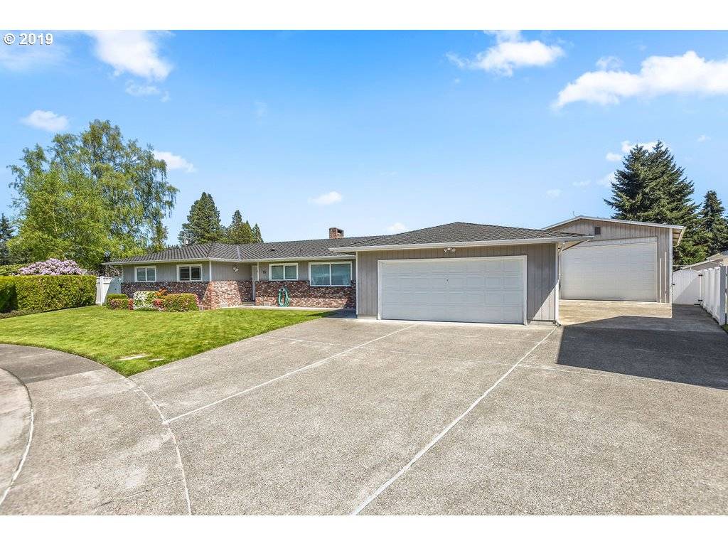 10 LINDA LN, Longview, WA 98632