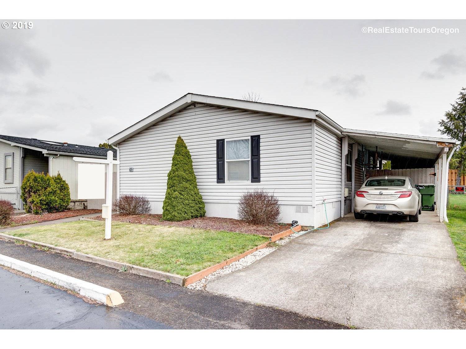 Newberg, OR 97132,301 E COLUMBIA DR #49