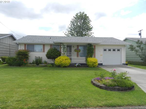 1496 ASTOR WAY, Woodburn, OR 97071