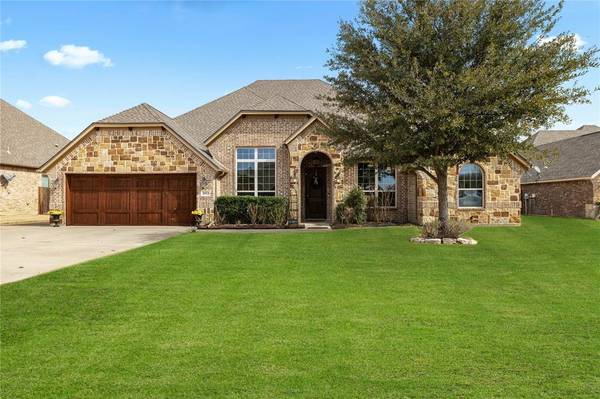 2912 Willow Ridge Circle, Granbury, TX 76049