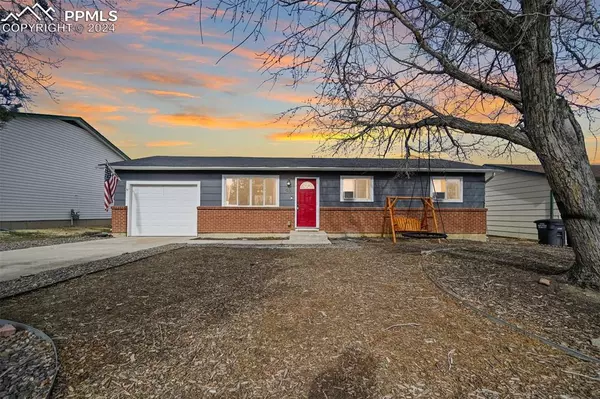 1631 Maxwell ST, Colorado Springs, CO 80906