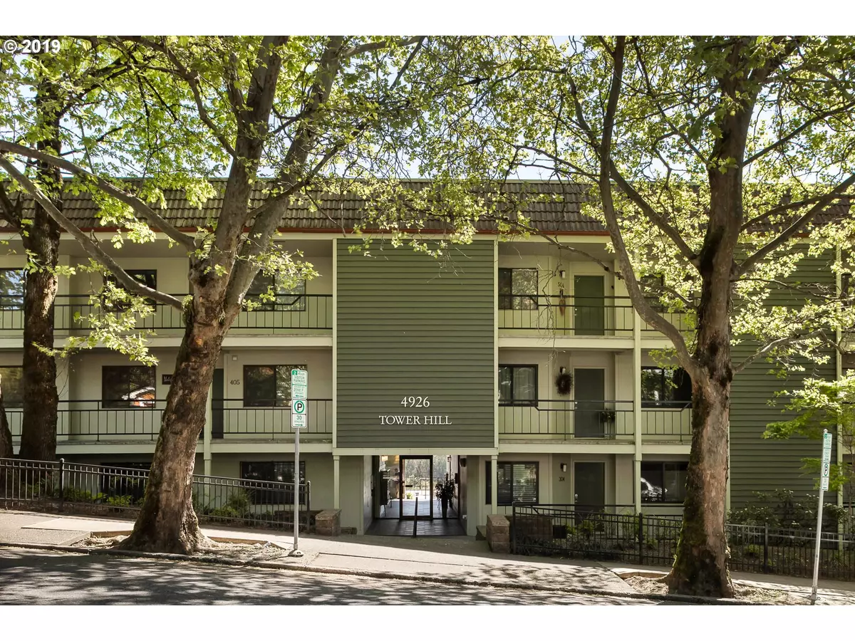 Portland, OR 97239,4926 SW Corbett AVE #307